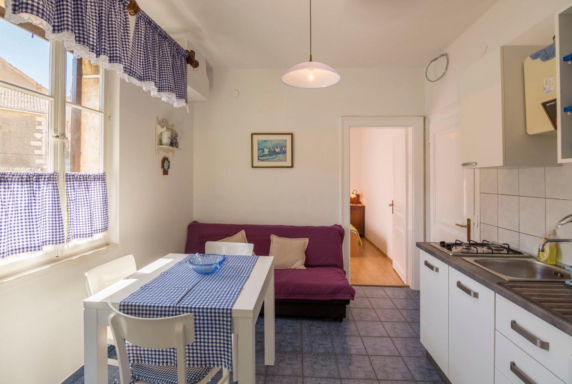 Komiža Apartments Lena מראה חיצוני תמונה