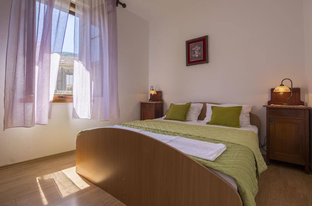 Komiža Apartments Lena מראה חיצוני תמונה