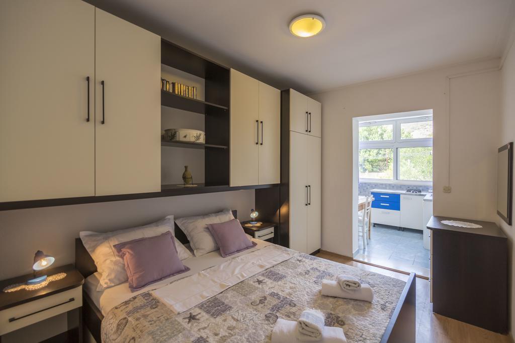 Komiža Apartments Lena מראה חיצוני תמונה